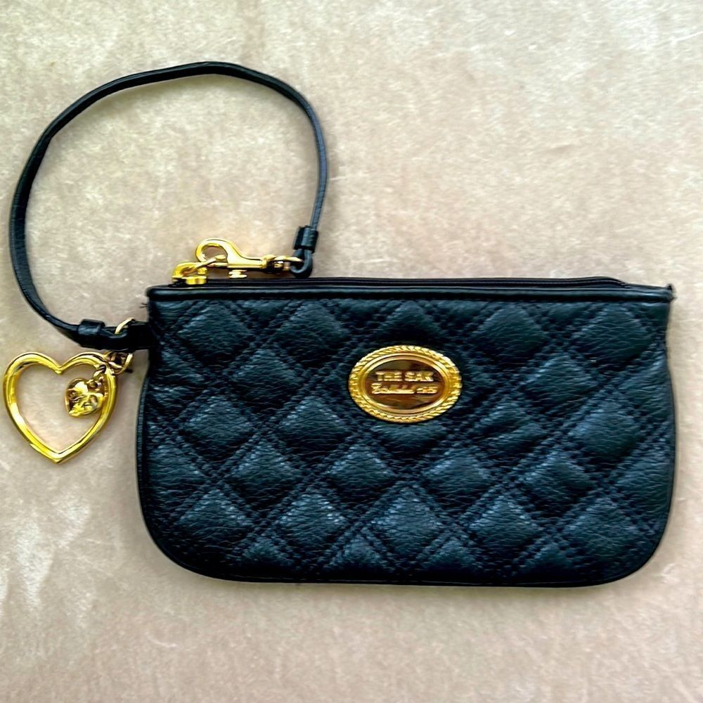 NWOT *The Sak* Black Quilted Leather Gold Heart Clutch Wristlet